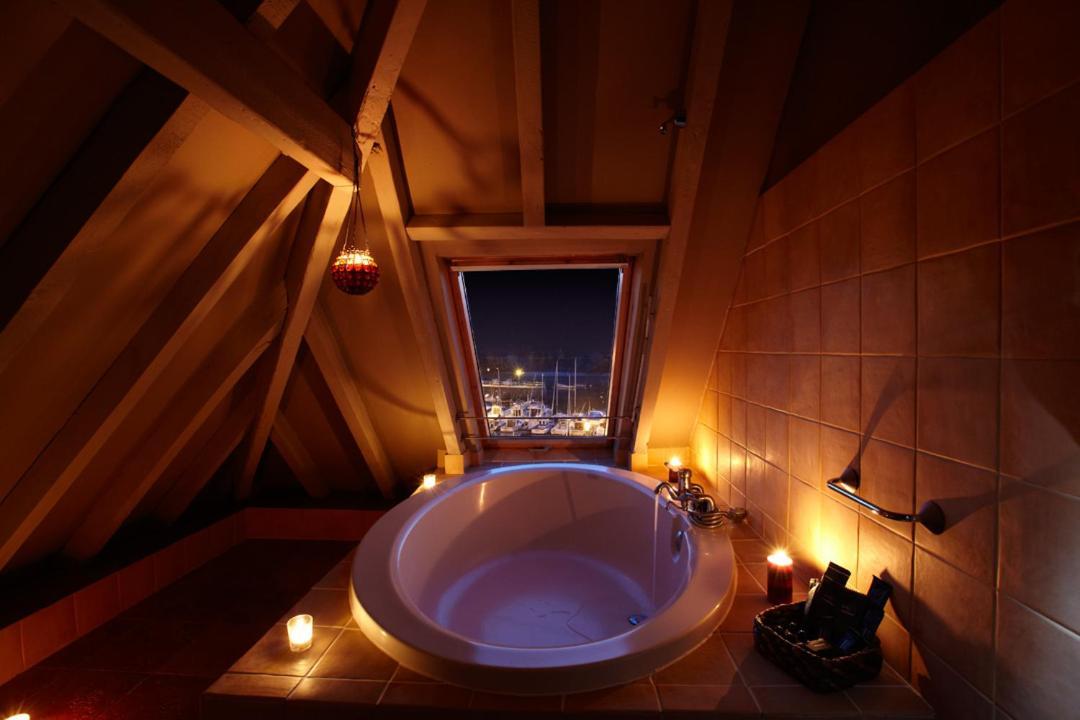 Kaian Maitea Hotel Пленсия Екстериор снимка
