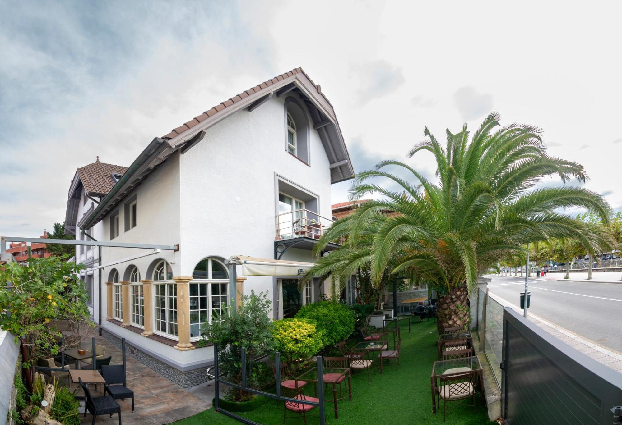 Kaian Maitea Hotel Пленсия Екстериор снимка