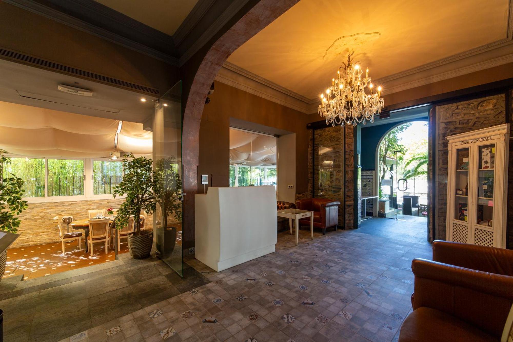 Kaian Maitea Hotel Пленсия Екстериор снимка