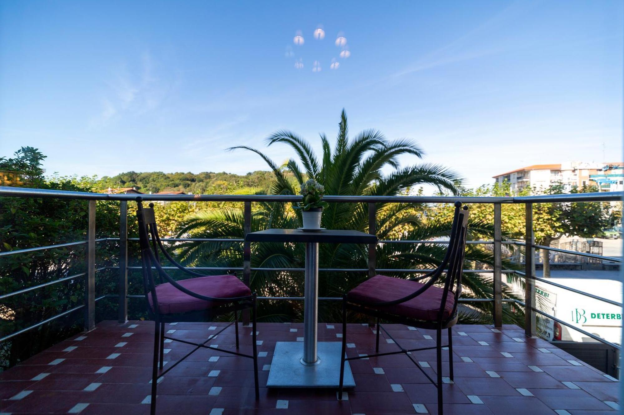 Kaian Maitea Hotel Пленсия Екстериор снимка