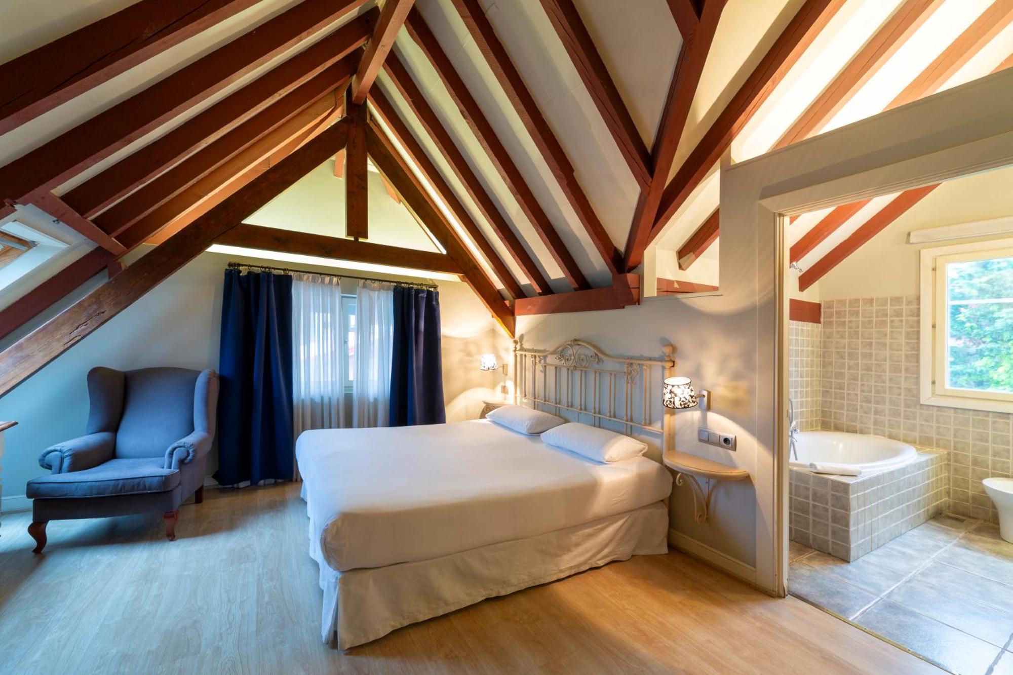 Kaian Maitea Hotel Пленсия Екстериор снимка